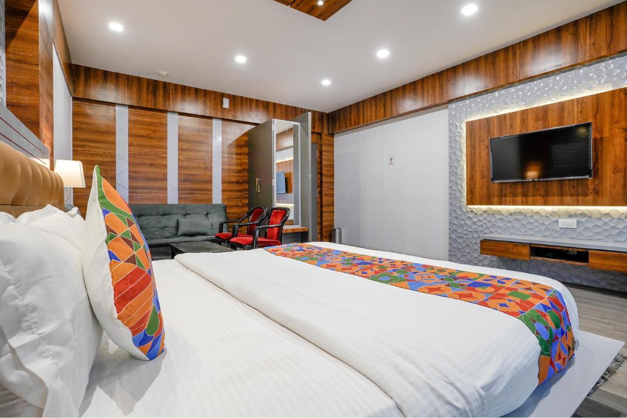 Fabhotel The Valentine - Udhna Road Сурат Екстериор снимка