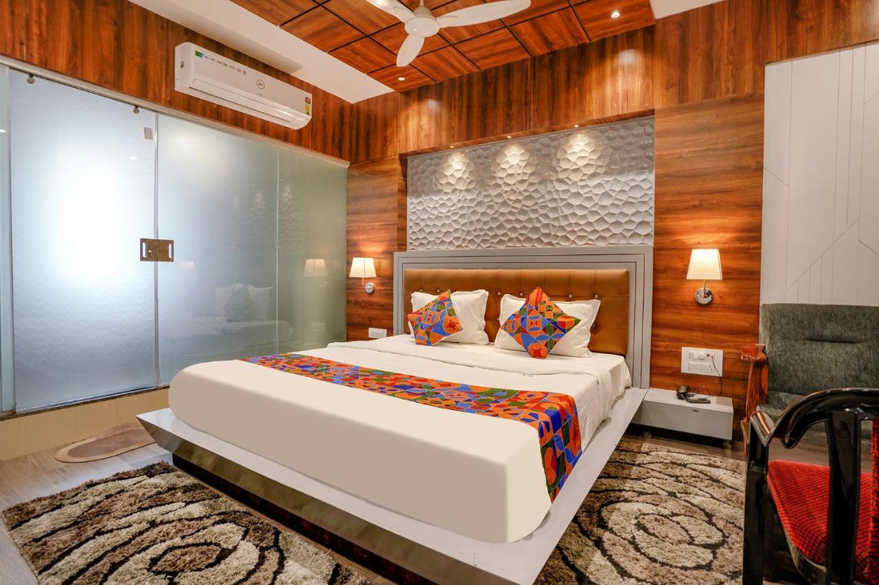 Fabhotel The Valentine - Udhna Road Сурат Екстериор снимка