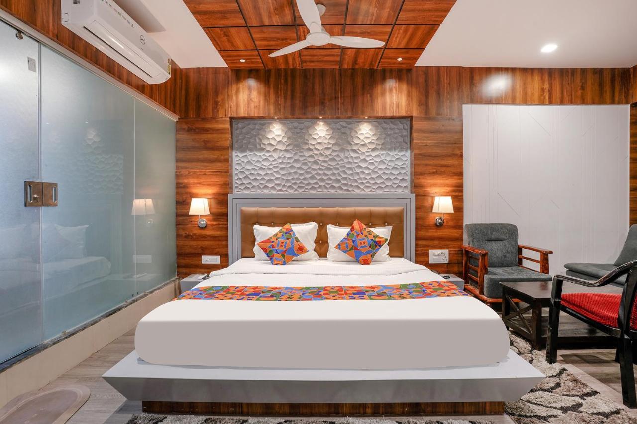 Fabhotel The Valentine - Udhna Road Сурат Екстериор снимка